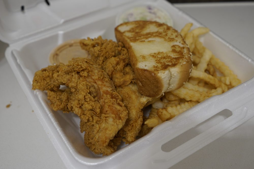Raising Cane’s Chicken Fingers 16 Photos & 17 Reviews Fast Food