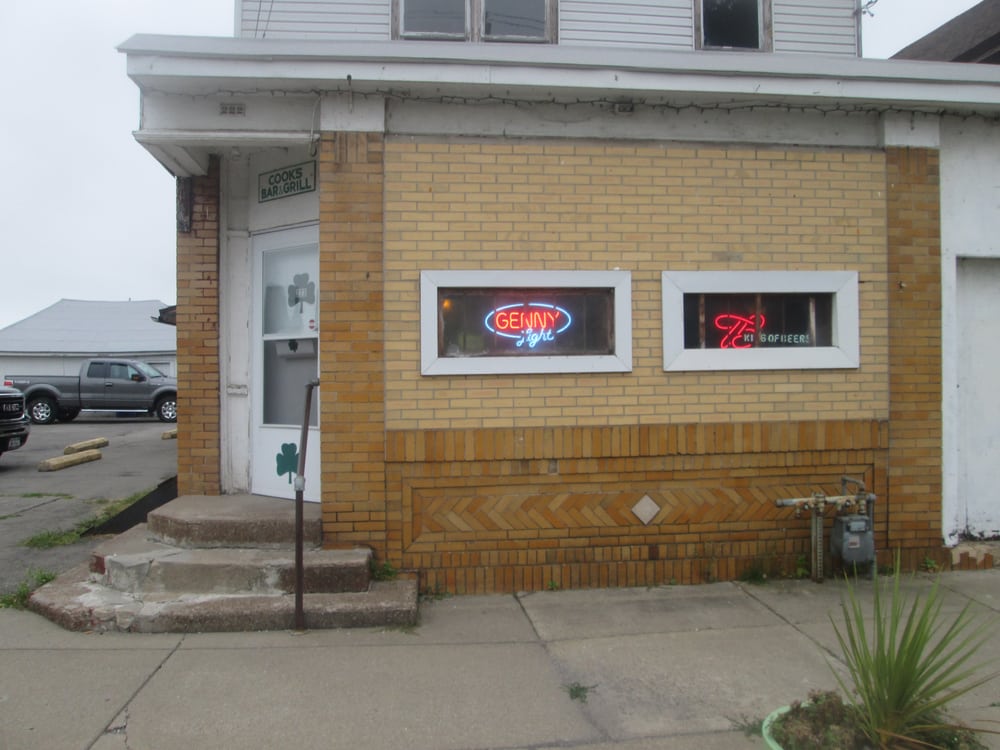 Cook's Bar & Grill