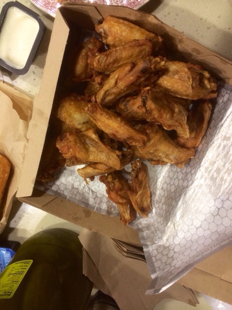 Wingstreet Chicken Wings 6660 W Sunset Blvd, Hollywood, Los Angeles
