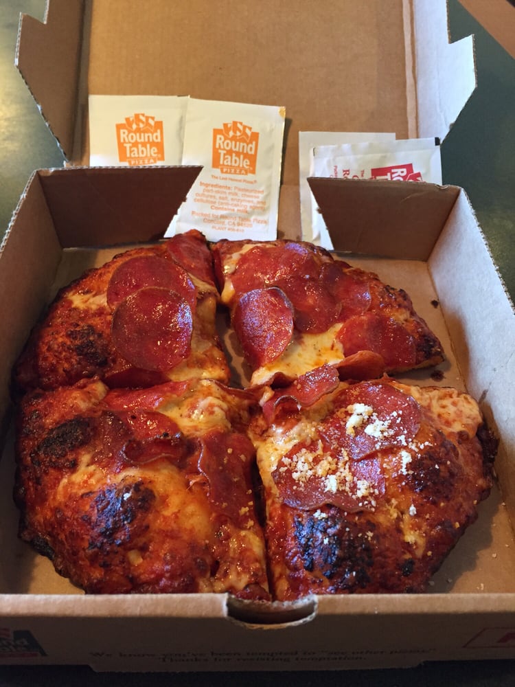 Lord Says The Lover Classic Personal Pepperoni Well Photo Of Round Table Sacramento Ca United States Lord Says