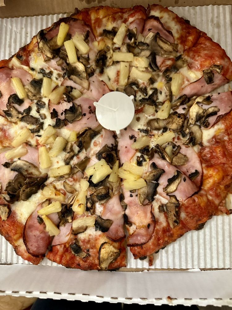 Toppers Pizza Place