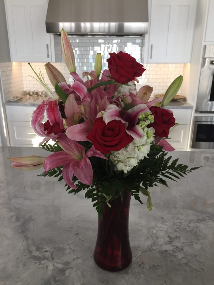 Caan Floral & Greenhouses 16 Photos Florists 4422 S 12th St