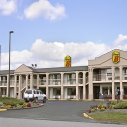 Super 8 By Wyndham Wytheville 18 Photos Hotels 130 Nye Circle Photo Of Super 8 By Wyndham Wytheville Va United States