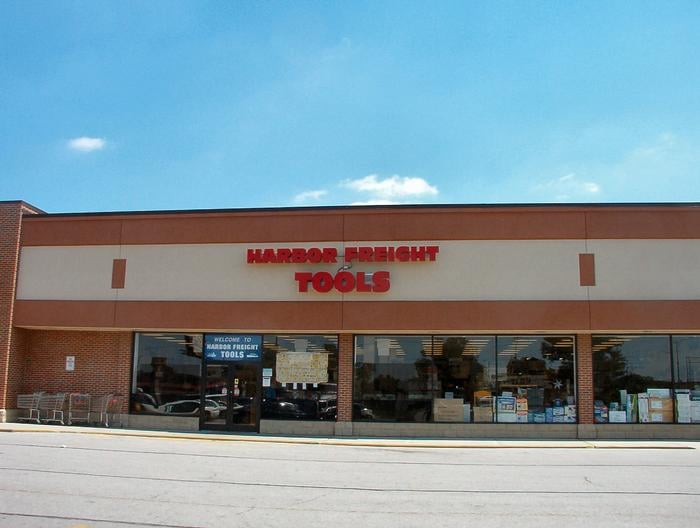 Harbor Freight Auto Parts & Supplies 2563 S Reynolds Rd, Toledo, OH