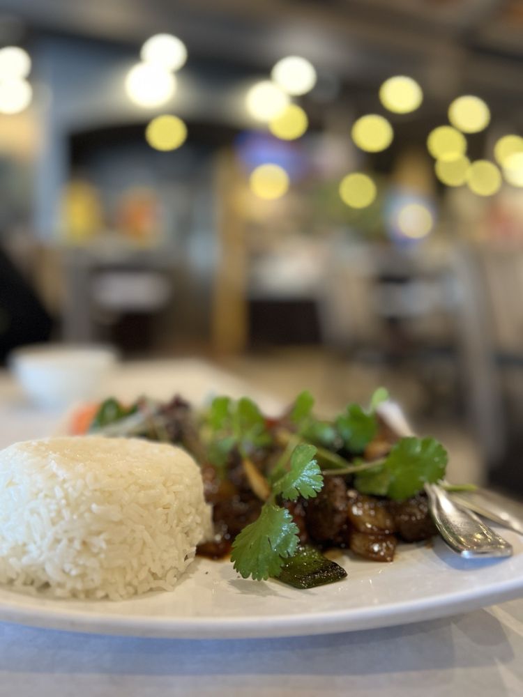 99999 Restaurant - Phở Út Nô