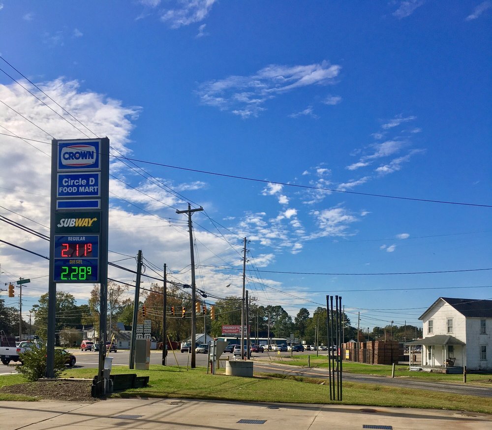 Circle D Food Mart 9