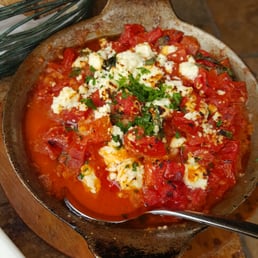 trata greek taverna