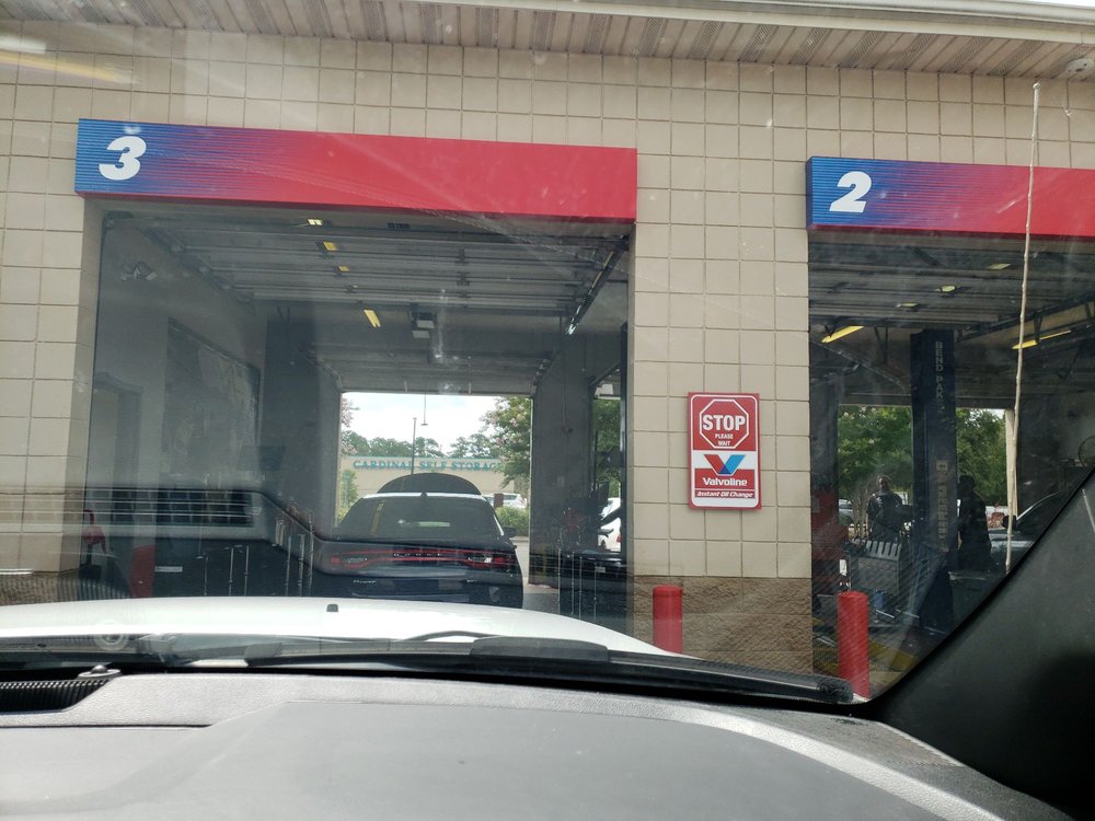 Valvoline Instant Oil Change