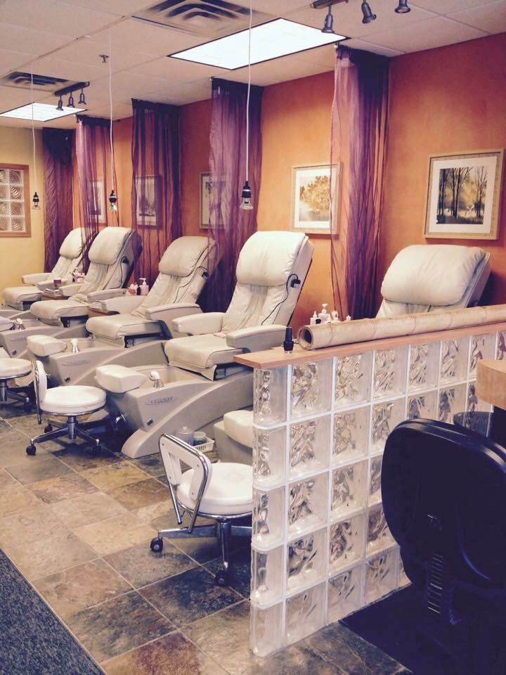 Nail Gallery On the Ponds Nail Salons 515 Lake Dr, Chanhassen, MN