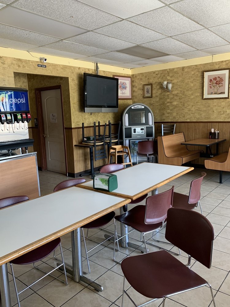 Samvay's Wings & Subs