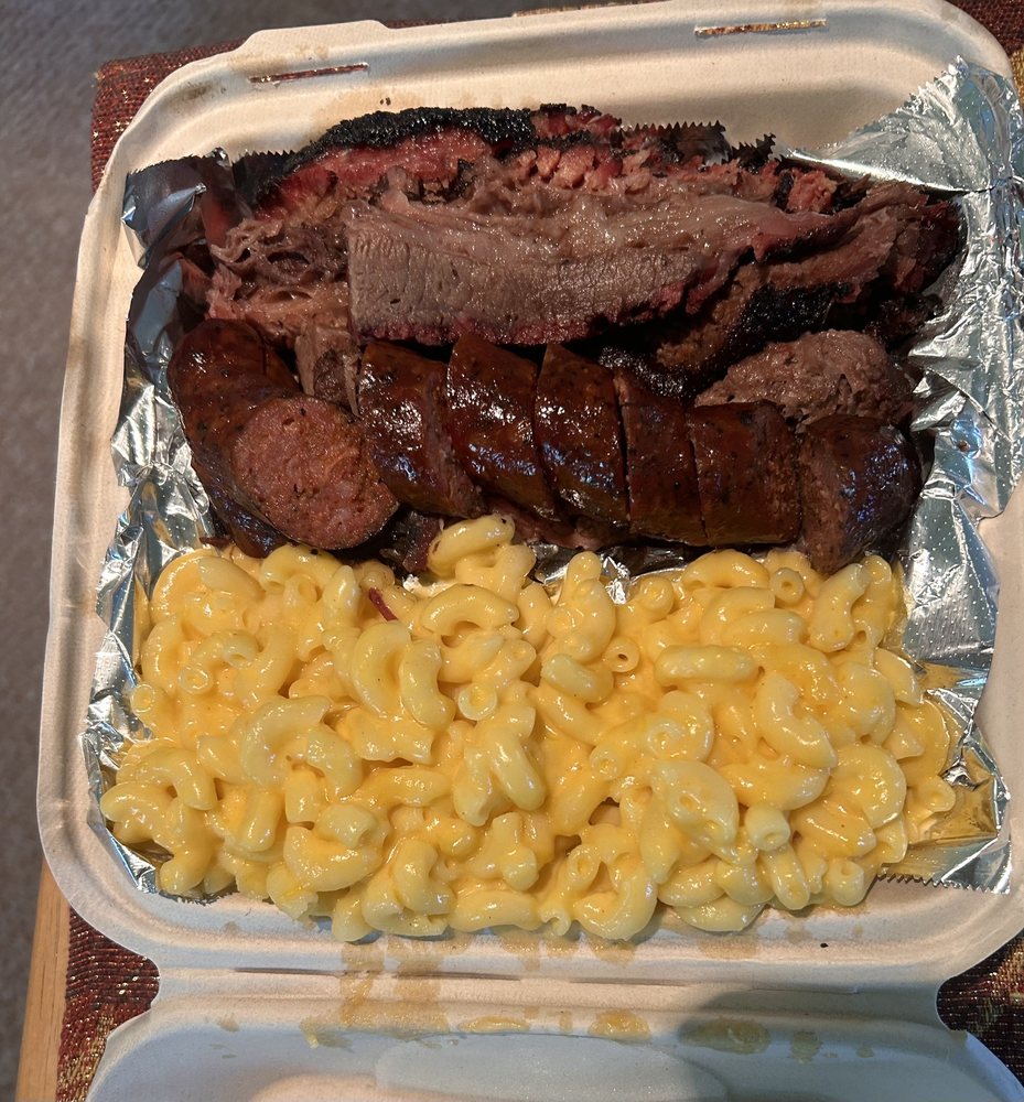 Unko Charlie’s Texas Style Barbeque Logo