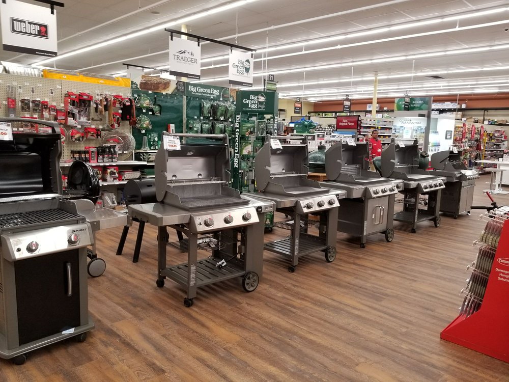 Strosniders Hardware