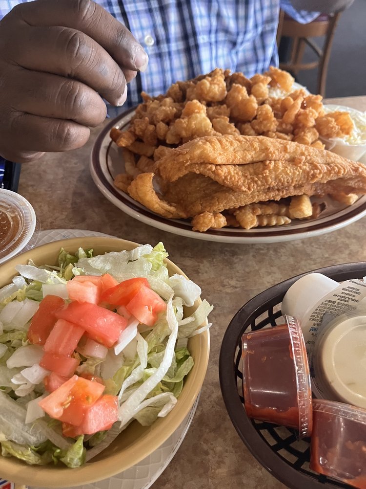 Tides Inn Steak & Seafood