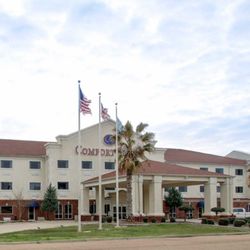 Comfort Suites 23 Photos Hotels 100 Front St Vidalia La Photo Of Comfort Suites Vidalia La United States