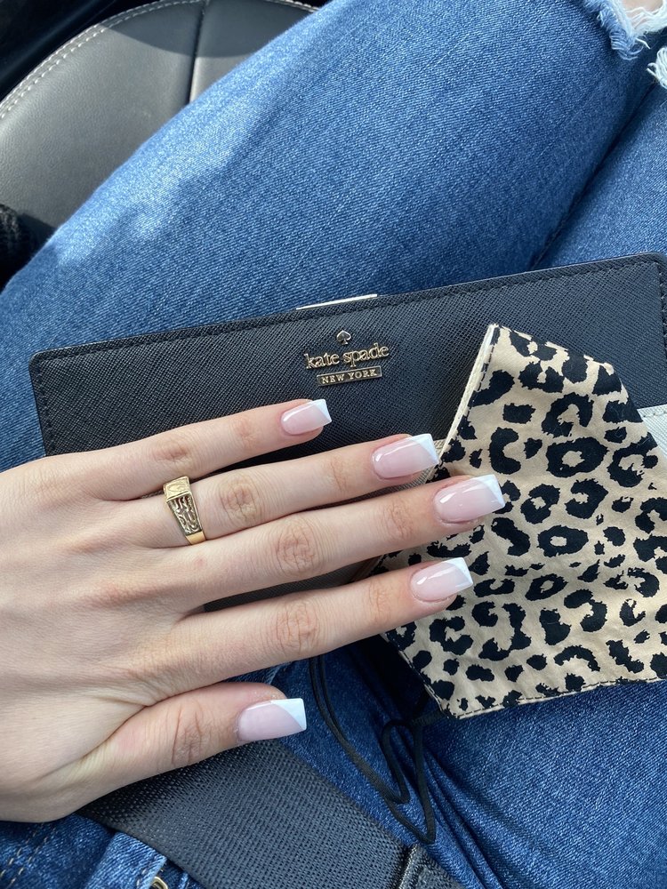 Kiki Nails & Spa