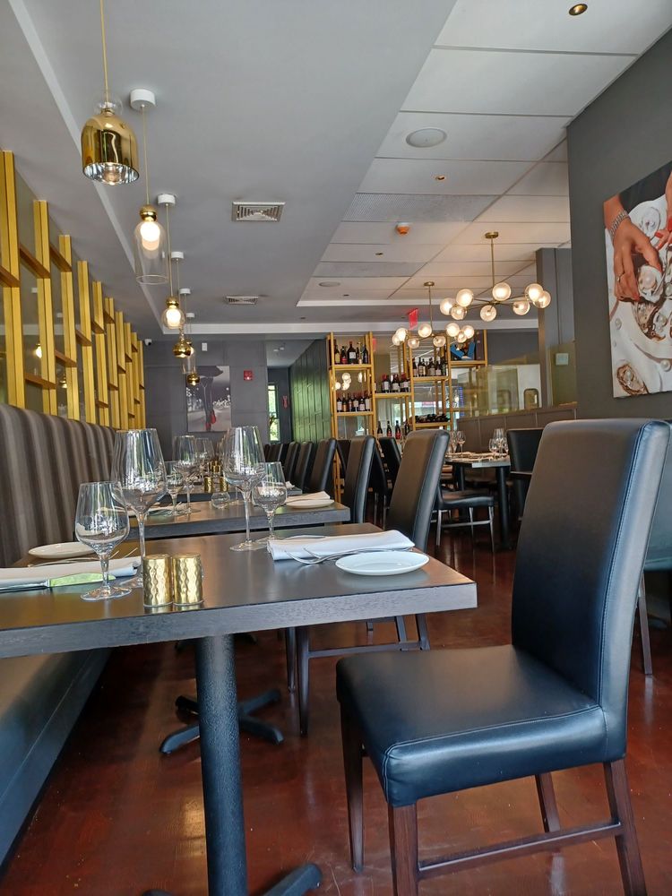 Dive Oyster House