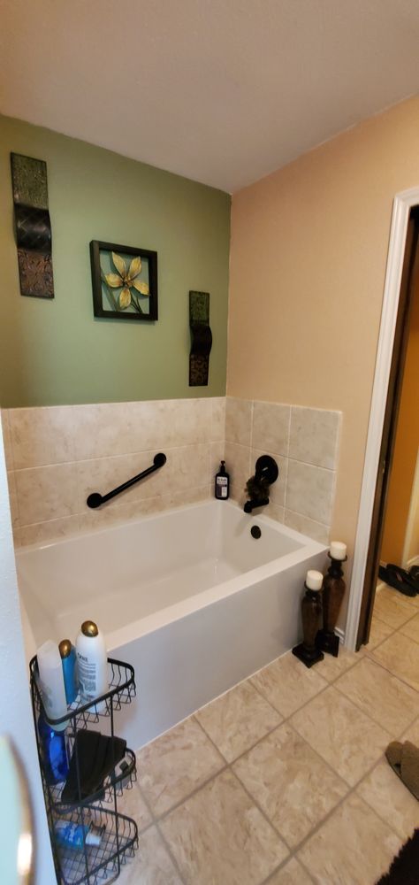 image of business Re Bath - San Antonio