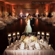 Standard Club 42 Photos 30 Reviews Venues Event Es 320 An Ivory Wedding Backdrop Photo Of Standard Club Chicago Il United States