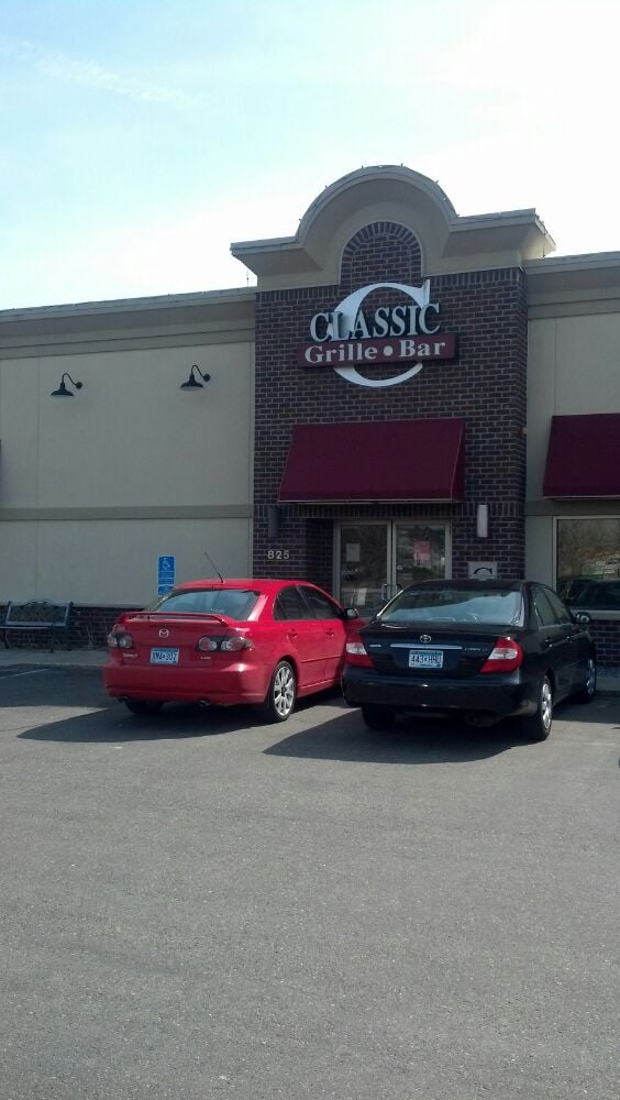 Classic Grille & Bar CLOSED Bars 825 1st St SE, New Prague, MN