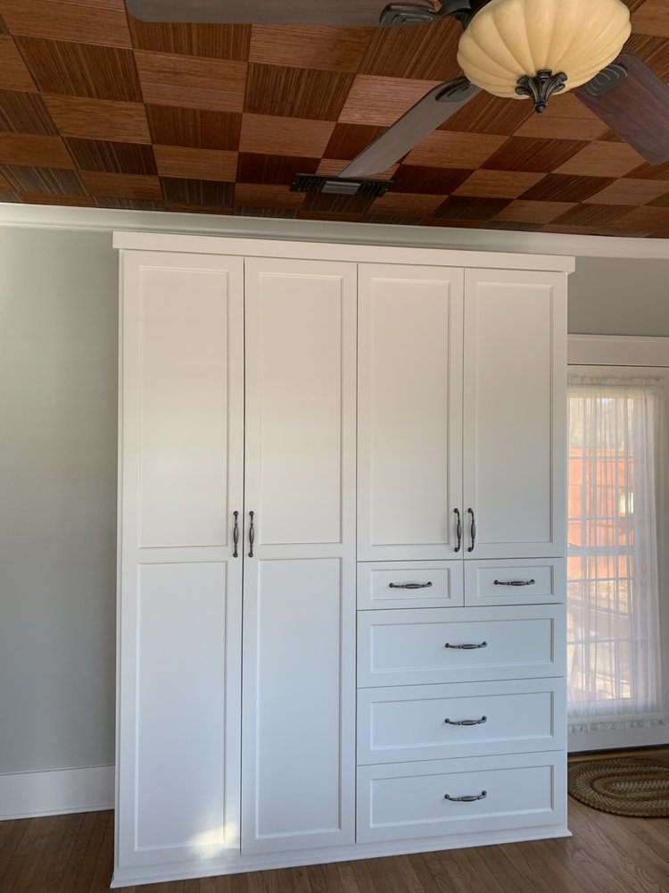 Chip's Kitchens And Baths