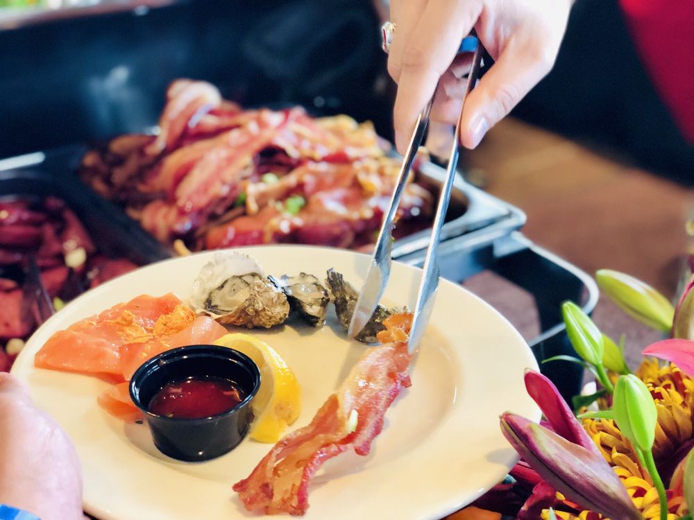 Salty's Waterfront Seafood Grills