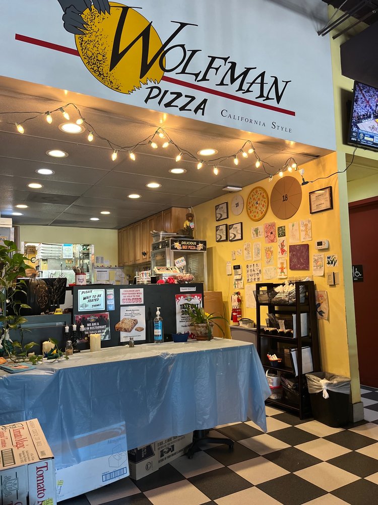 Wolfman Pizza