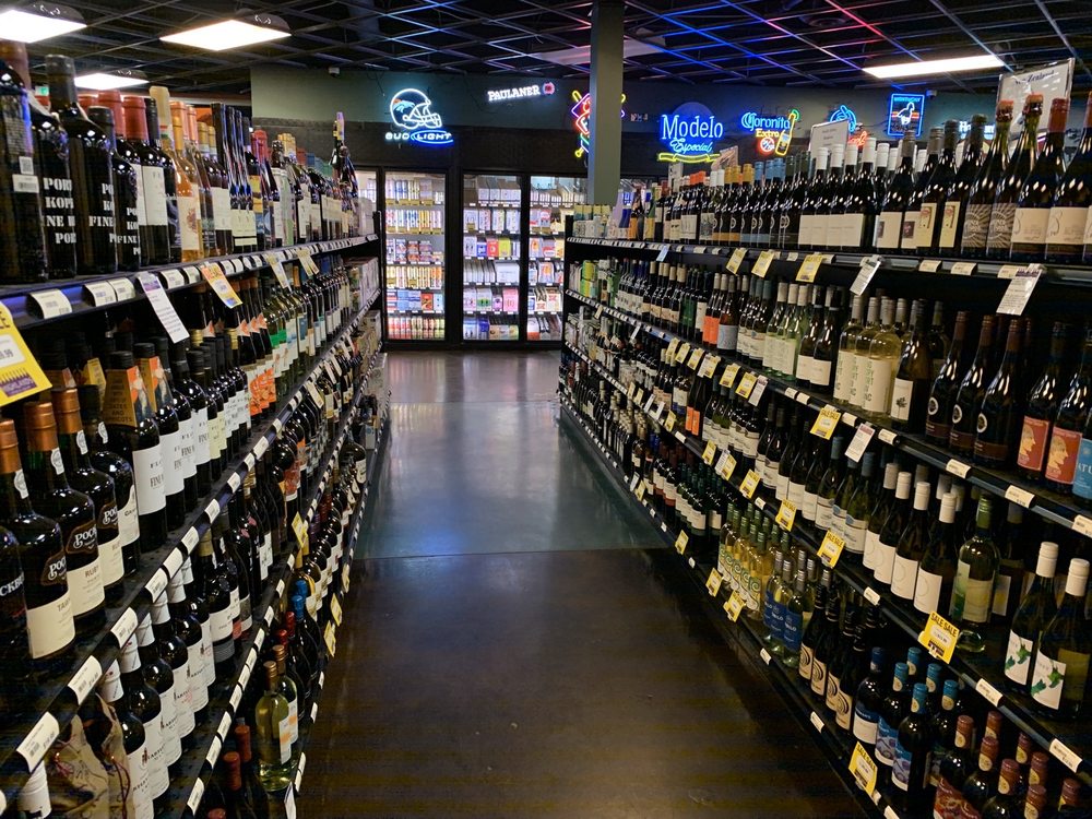 Highlands Wine & Liquor