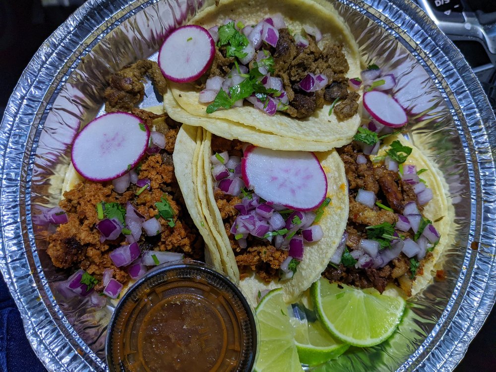 Los Chilangos Mexican Food & Catering