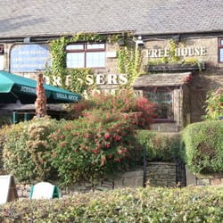 Dressers Arms Pubs 9 Briers Brow Chorley Lancashire Phone Photo Of Dressers Arms Chorley Lancashire United Kingdom Good Beer Garden Outside