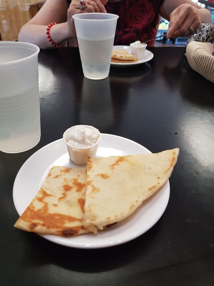 Stella's Lunch and Grill