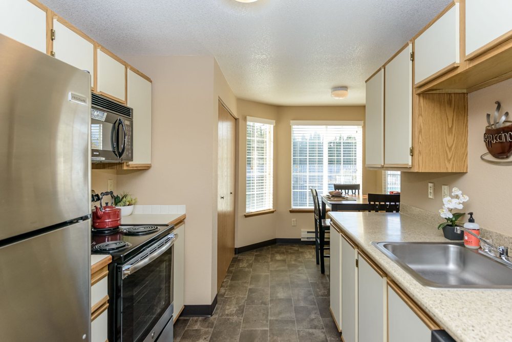 Cambridge Court Apartments