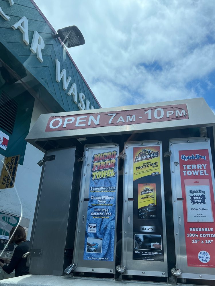 Car Wash on Broadway