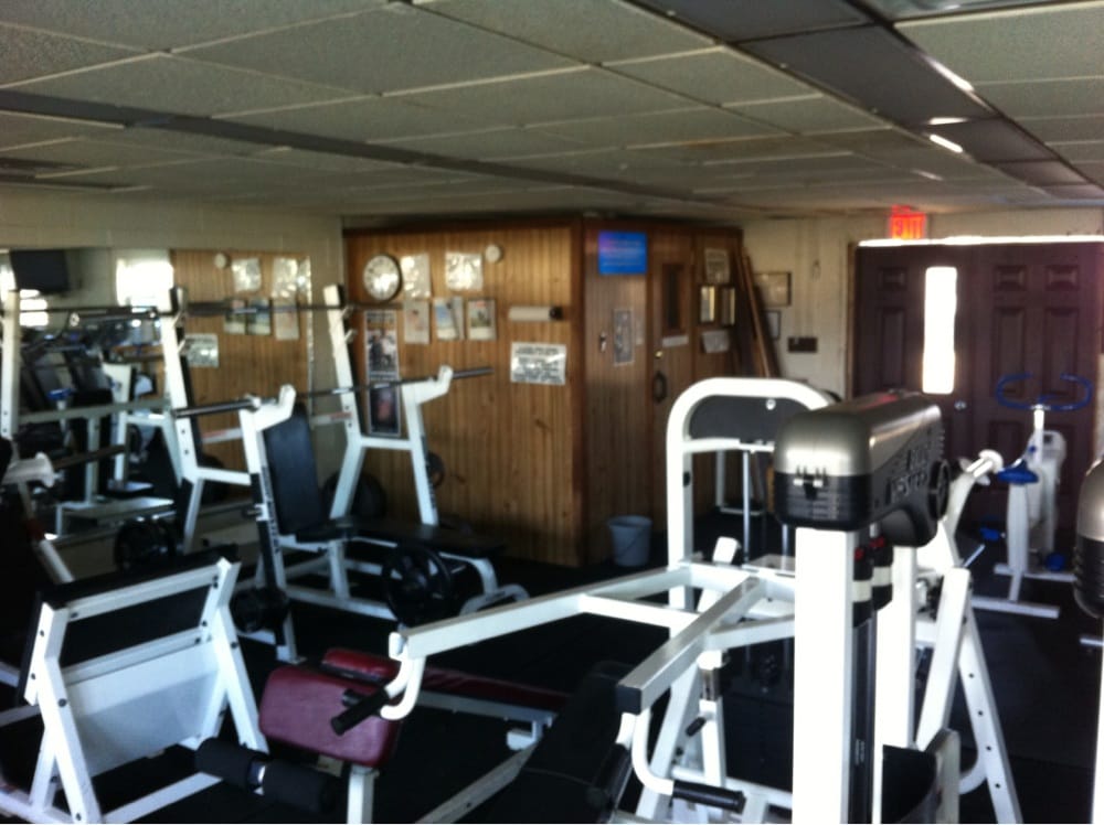 Small Gym Complete With Tvs And Sauna Yelp Photo Of Bethany Beach Training Site De United States Small