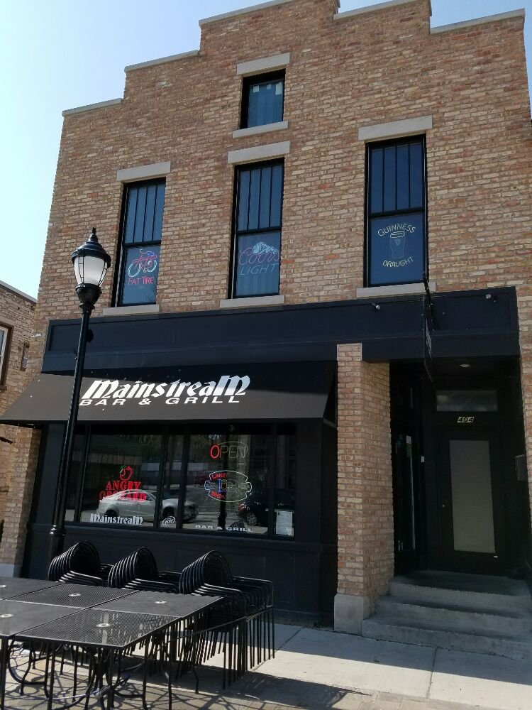 Mainstream Bar & Grill 45 Photos & 98 Reviews Burgers 404 W Main St, Waukesha, WI