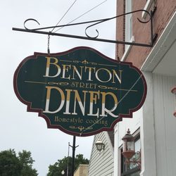 Winnebago Il Restaurants Best Benton Street Diner American Traditional 109 S St