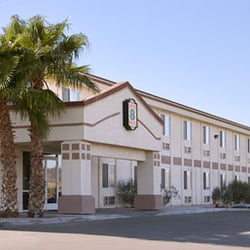 Super 8 By Wyndham Quartzsite Az 34 Photos 36 Reviews Hotels Photo Of Super 8 By Wyndham Quartzsite Az United States