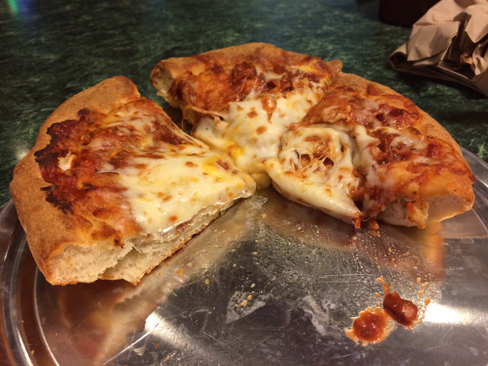 Personal Pan Cheese Yelp Photo Of Round Table Gilroy Ca United States Personal Pan Cheese