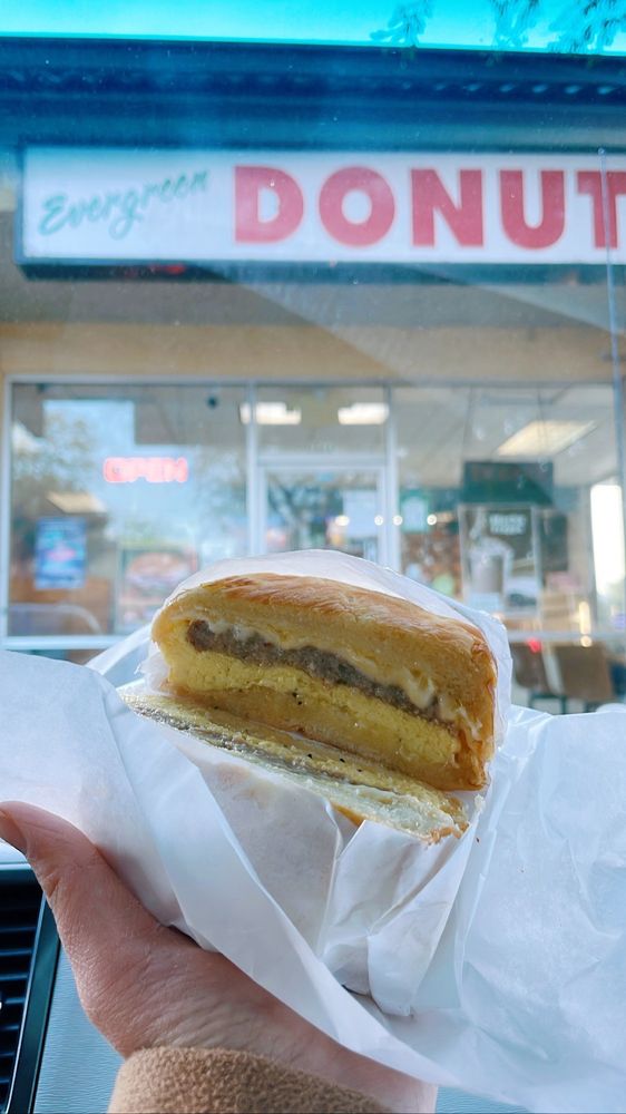 Evergreen Donut Evergreen Donut