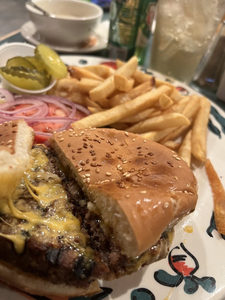 150 Bistro Restaurant Bar & Grill