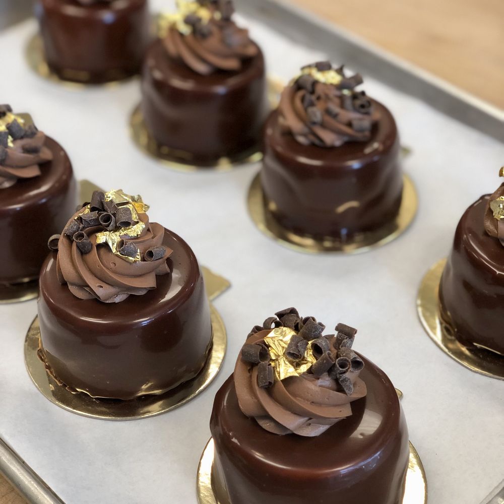 Tulla Patisserie & Cafe