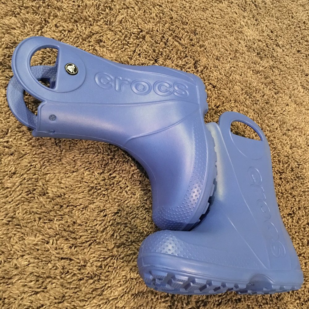 Crocs Shoe Stores 633 Southcenter Mall, Seattle, WA Yelp