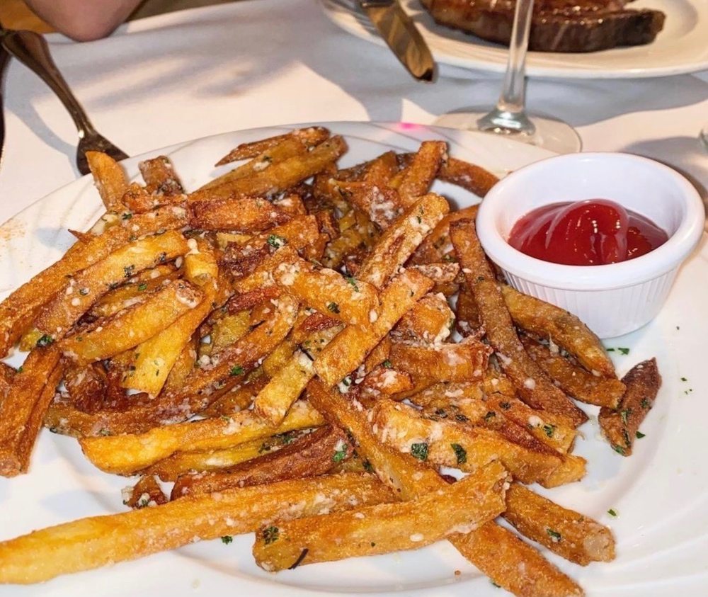 Louie’s Prime Steakhouse