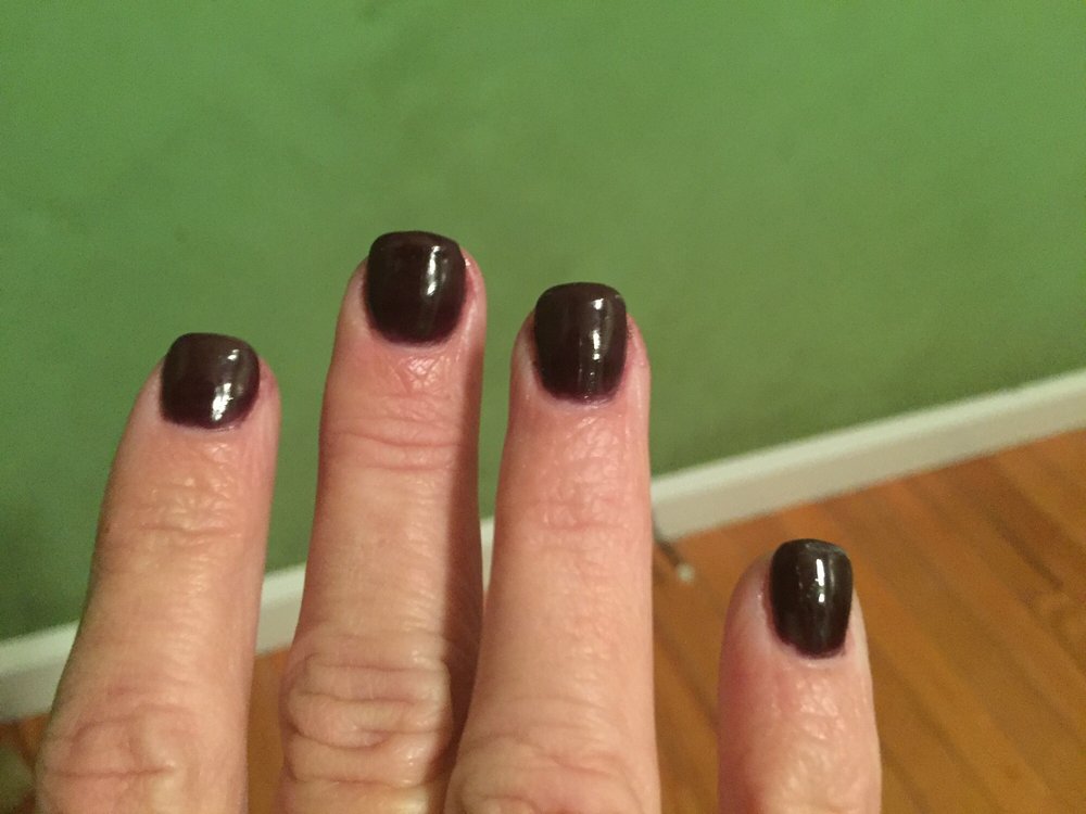 Queen Nails