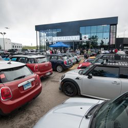 Mini Calgary Car Dealers 161 Glendeer Circle Se Calgary Ab