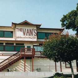 The Van S Restaurant Order Food Online 586 Photos 623 Reviews Photo Of The Van S Restaurant Belmont Ca United States
