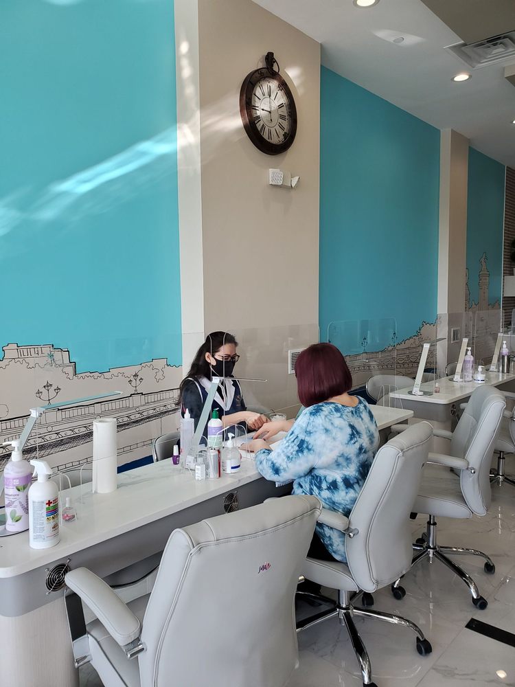 Nails At Tiffany's Ashburn