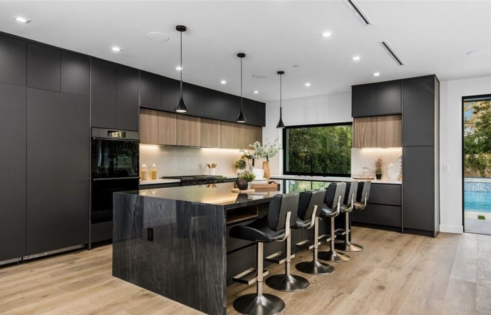 image of business Landmark Remodeling