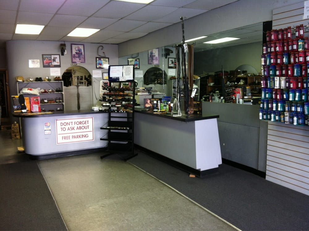 Gilbert’s Shoe Repair 10 Photos & 62 Reviews Shoe Repair 441 University Ave, Hillcrest