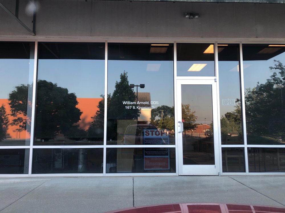 image of business William Arnold, DDS