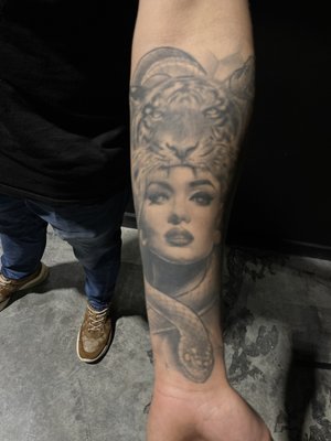 Illicit Arts Tattoo in Houston, TX United States